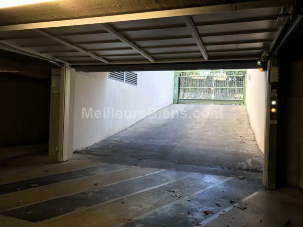 Saint Lazare-Justice de Castelnau-place de parking en sous sol dans résidence sécurisée