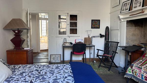 Aveyron : Hôtel particulier du XVIIe siècle à réinventer Potentiel 360 m² Mur de barrez