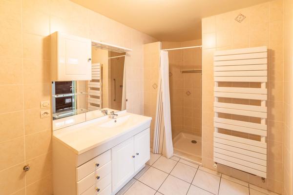 Immeuble de rapport, sur un secteur stratégique.