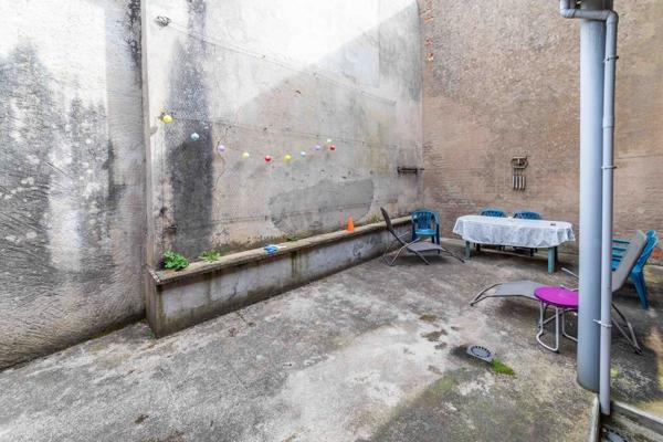 Immeuble de rapport, sur un secteur stratégique.