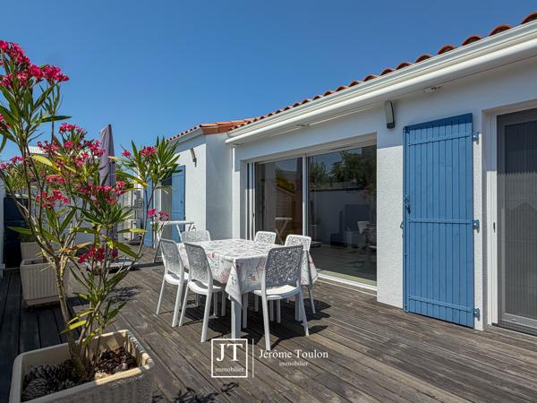 Maison
                                                                                                                                                                                                                                                                                                                        4 pièce(s)                                                                                                                                                                                                          3 chambre(s)                                                                                                                                                                                                          114  m²