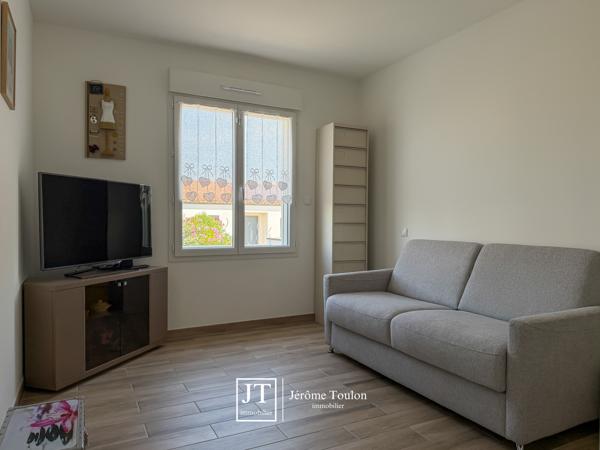 Maison
                                                                                                                                                                                                                                                                                                                        4 pièce(s)                                                                                                                                                                                                          3 chambre(s)                                                                                                                                                                                                          114  m²