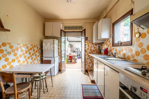 Charmante Meulière 1890 au calme sur terrain 527m2 sud sans vis à vis