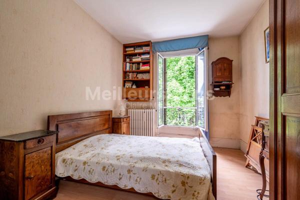 Charmante Meulière 1890 au calme sur terrain 527m2 sud sans vis à vis