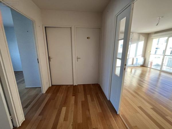 Appartement à vendre à Tours dans l'Indre-et-Loire (37000), ref : 003/2529