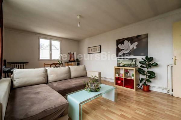 Pontoise, appartement 5 pièces  106m² avec un box