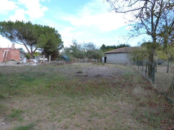 Terrain à bâtir 390 m² à Arsac 33460
