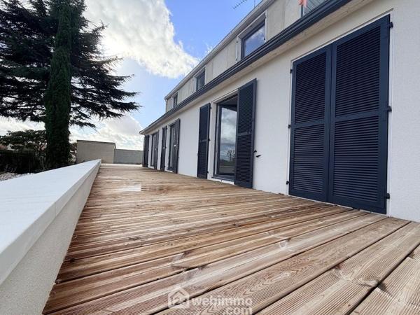 Maison 184 m² à Chasseneuil-du-Poitou 86360