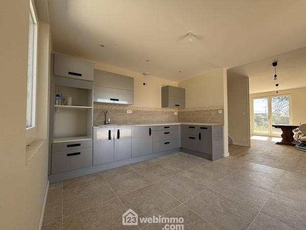 Maison 184 m² à Chasseneuil-du-Poitou 86360