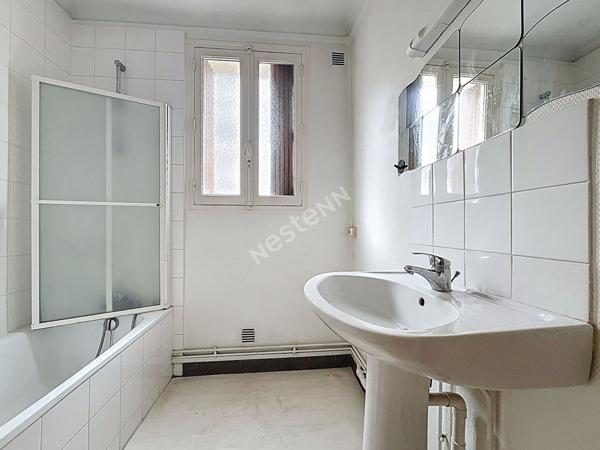 NANTES - PLACE VIARME / Appartement 3 pièces, 1 chambre, terrasse de 12m², cave