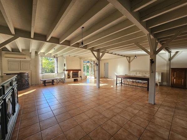 24560 - COLOMBIER – T2 + T3 – TRÈS GRANDE PIÈCE DE VIE - TERRAIN DE +4500 m² – CALME – AUCUN VIS-À-VIS – POMPE À CHALEUR ET BALLON THERMODYNAMIQUE 2024