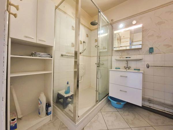 Appartement à vendre 4 pièces 99m² Tourcoing (59200)