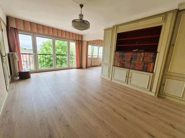 Appartement à vendre 4 pièces 99m² Tourcoing (59200)