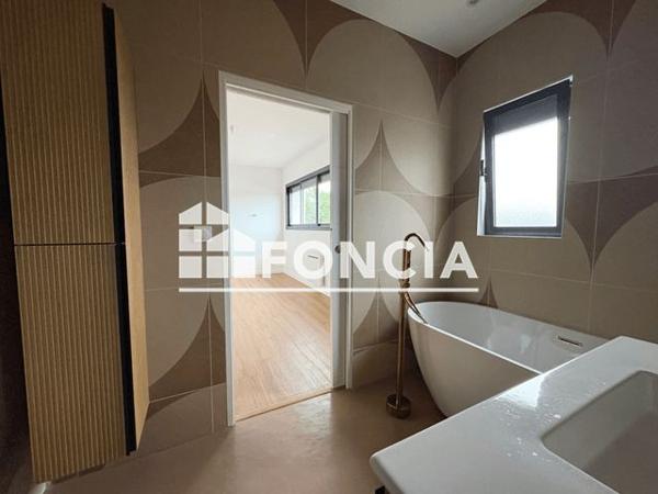 À vendre Maison 5 pièces 140.12 m² - Fresnes 94260