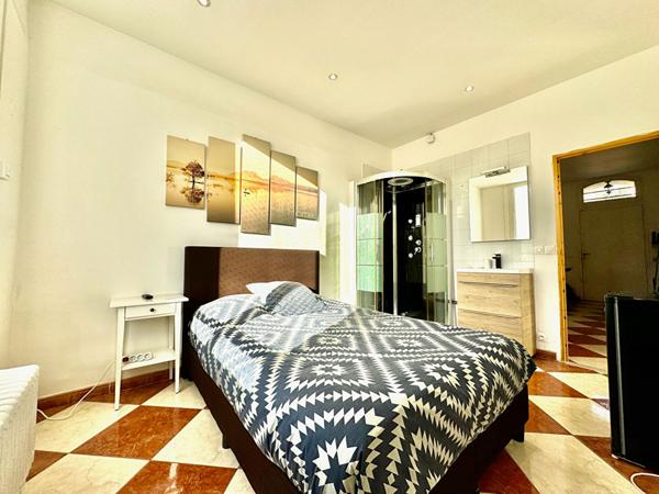 Secteur William Booth/La Pomme Haut de maison avec terrasses et stationnement