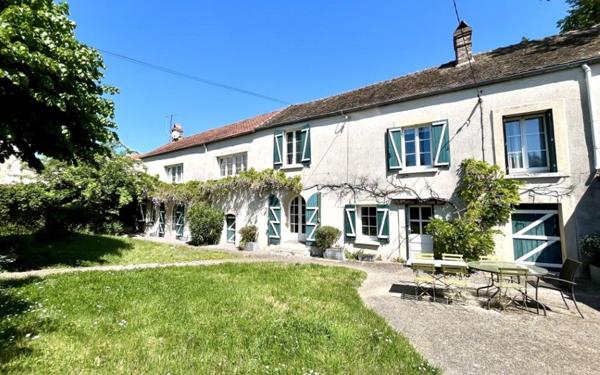 Maison à vendre    6 pièces •  Mézières-sur-Seine