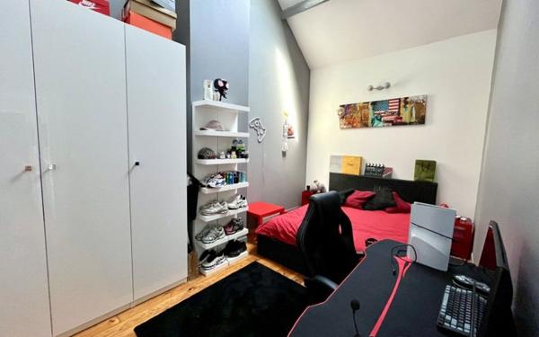 Maison à vendre    6 pièces •  Mézières-sur-Seine