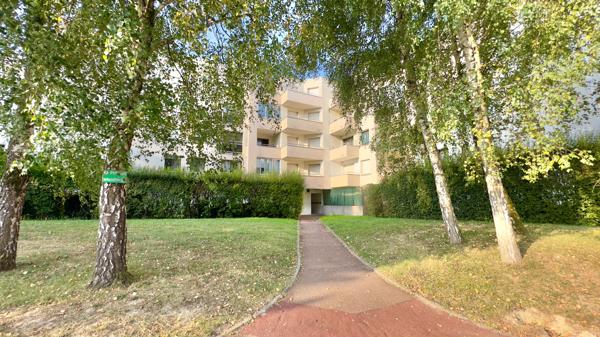 Appartement Evry Courcouronnes 2 pièce(s) 39 m2