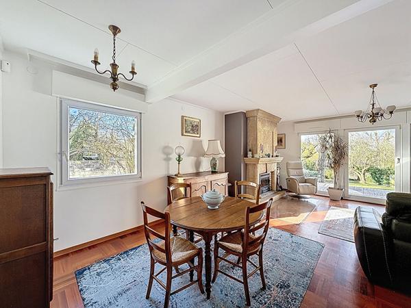 Maison située à Nanteuil les Meaux - vivable de plain pied - 5 chambres - jardin de 1330 m2 et sous-sol total