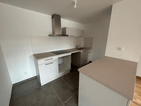 Appartement 4 pièces T4 F4 148.4 m² à Poitiers 34 BOULEVARD CHASSEIGNE 86000 à louer