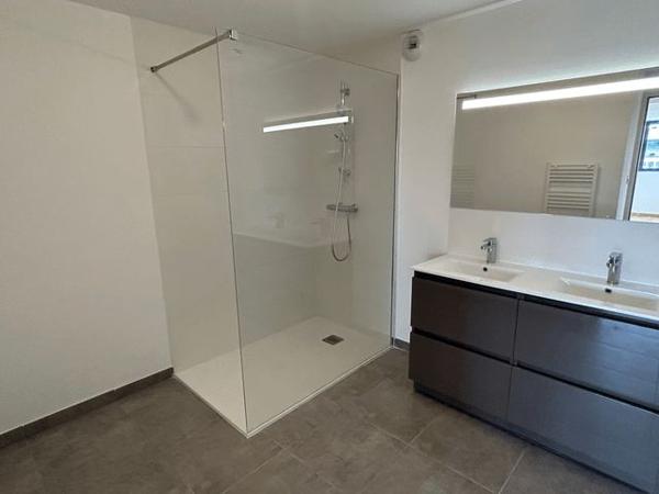 Appartement 4 pièces T4 F4 148.4 m² à Poitiers 34 BOULEVARD CHASSEIGNE 86000 à louer