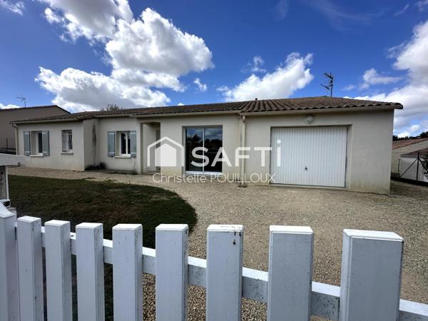 Maison plain pied 3 chambres, 1 bureau, jardin, garage