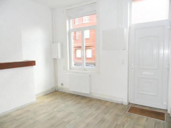 Maison à louer 3 pièces 67.09m² Armentières (59280)