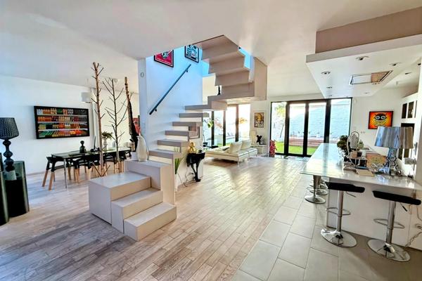 Magnifique appartement de 281m2 avec studiot indépendant