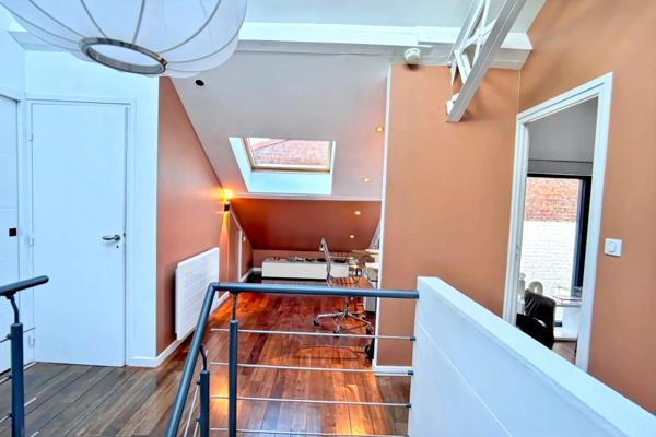 Magnifique appartement de 281m2 avec studiot indépendant