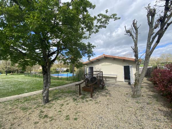 Airvault (79600) Airvault Investissement ideale avec camping