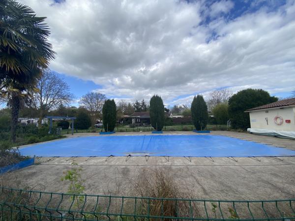 Airvault (79600) Airvault Investissement ideale avec camping