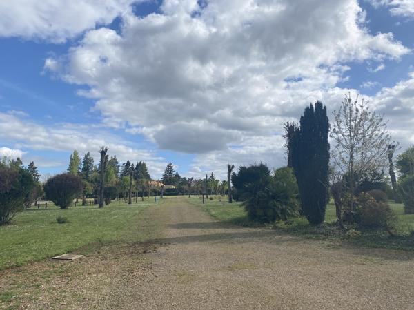 Airvault (79600) Airvault Investissement ideale avec camping