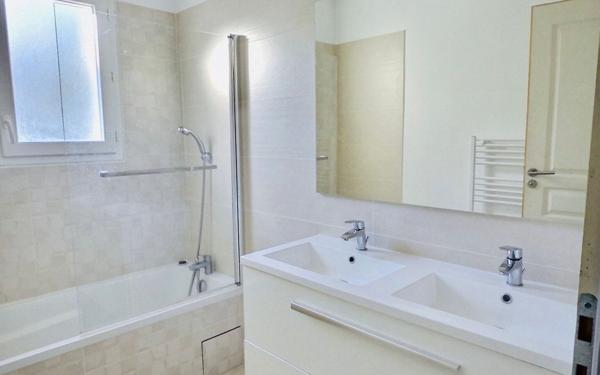 Maison à vendre    4 pièces •  Marseille 11