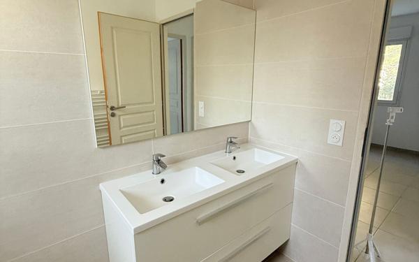 Maison à vendre    4 pièces •  Marseille 11