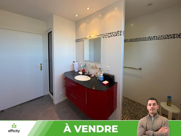 Maison
         8 pièces
        - 217 m² 312 000 € *