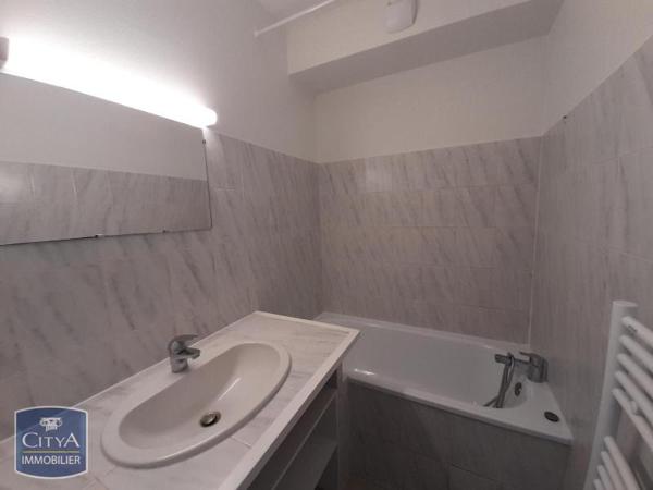 Appartement à louer 1 pièce 20.99m² Sète (34200)