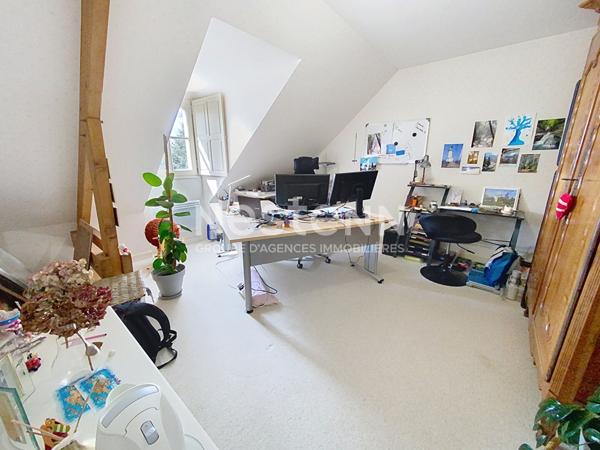 Maison clé en main à Tiercé avec 5 chambres et grand terrain