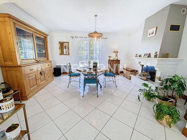 Maison clé en main à Tiercé avec 5 chambres et grand terrain