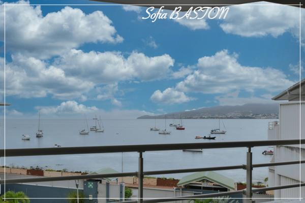 Vue mer imprenable et plage à pied – Appartement T3 de standing de 70 m² (85,89m2) à l’Anse Mitan - LES TROIS ILETS (972)