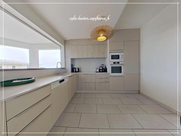 Vue mer imprenable et plage à pied – Appartement T3 de standing de 70 m² (85,89m2) à l’Anse Mitan - LES TROIS ILETS (972)