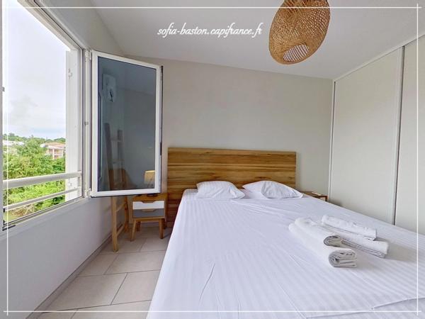 Vue mer imprenable et plage à pied – Appartement T3 de standing de 70 m² (85,89m2) à l’Anse Mitan - LES TROIS ILETS (972)