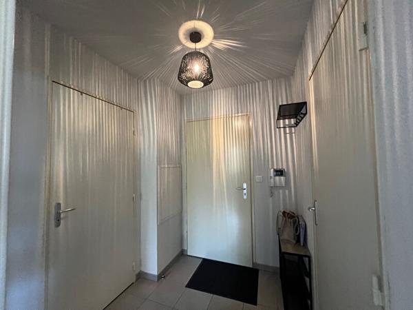 Appartement  Meublé Bourges 2 pièce(s) 43 m2