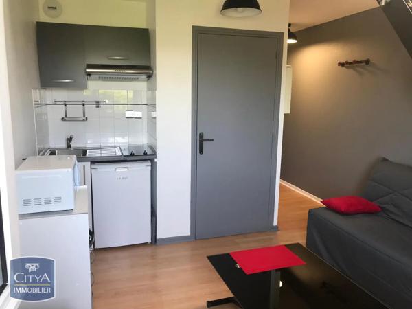 Appartement à louer 1 pièce 29.7m² Arras (62000)