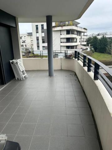 Appartement à louer à Saint-Genis-Pouilly (01630)