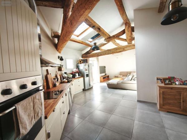 Maison à vendre à Saint-Martin-de-Crau dans les Bouches-du-Rhône (13310), ref : 075/184   
Centre