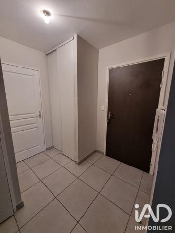Location appartement 3 pièces 68 m² Saint-Galmier