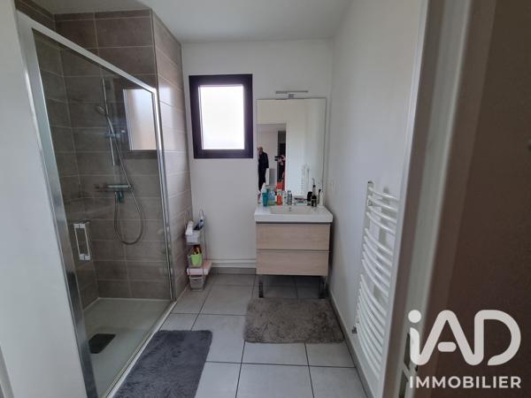 Location appartement 3 pièces 68 m² Saint-Galmier