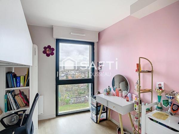 T4 de 91m² avec balcons à 15 mn du RER A