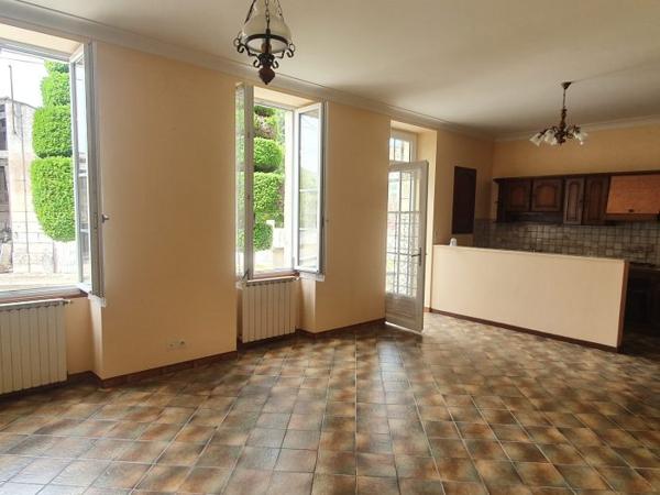 Maison maison de bourg Saint-Fort-sur-Gironde