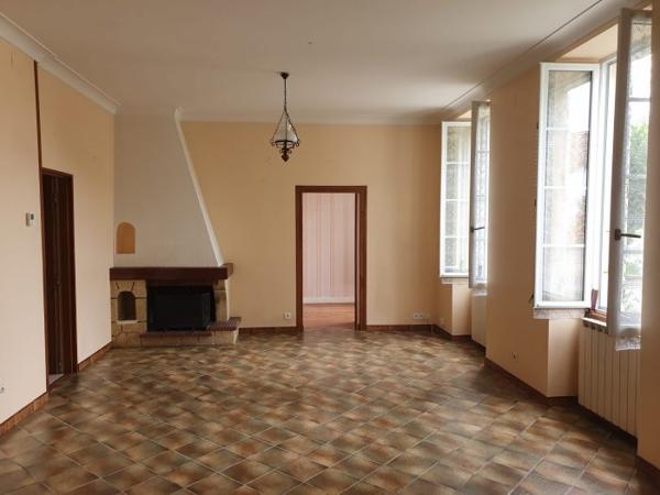 Maison maison de bourg Saint-Fort-sur-Gironde